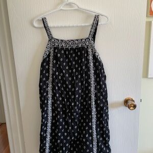 Old Navy Black & White Embroidered Dress Size Large Boho Sleeveless